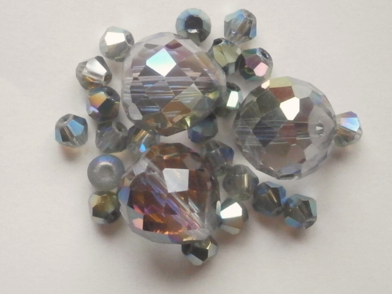 ガラスビーズ★多面カット★モスグリーン系★①拍卖