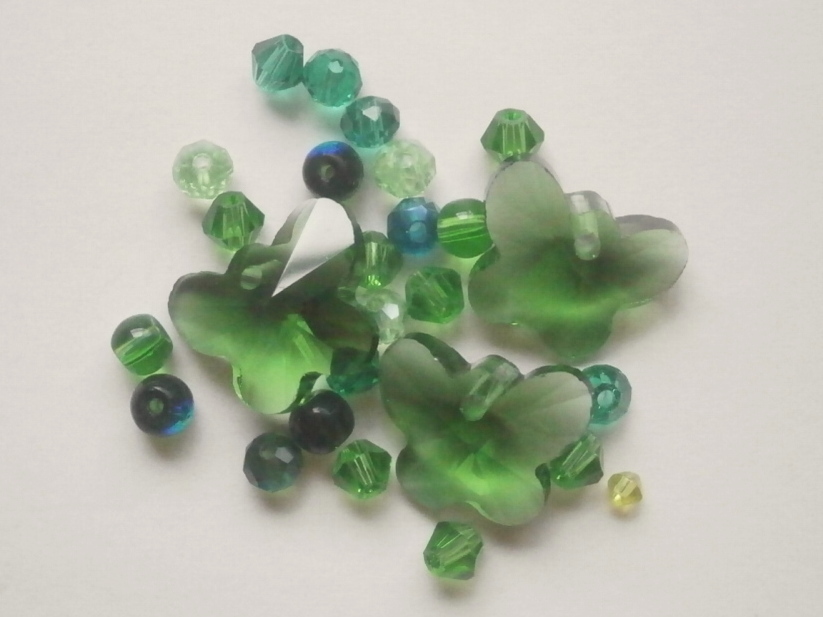 ガラスビーズ★蝶々★1つ穴★グリーン系★G拍卖