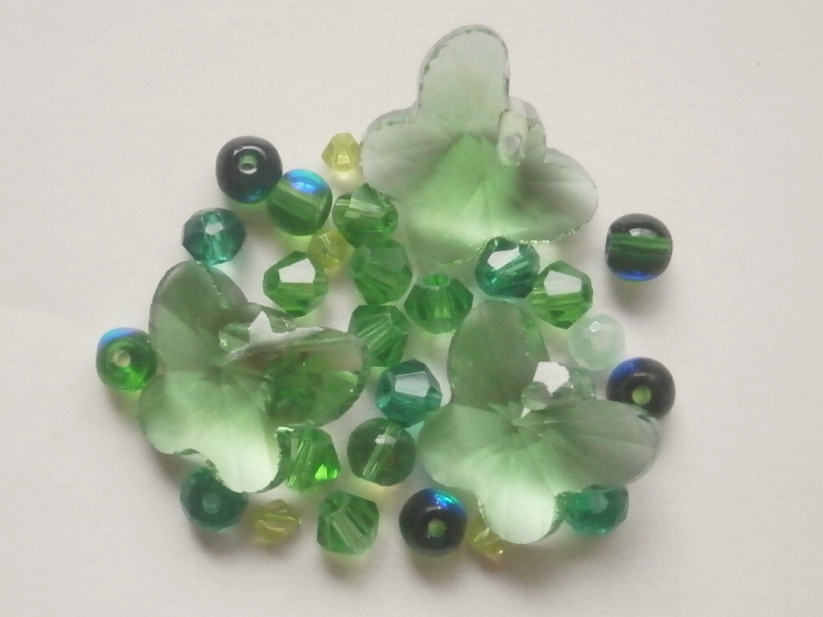 ガラスビーズ★蝶々★1つ穴★グリーン系★③拍卖