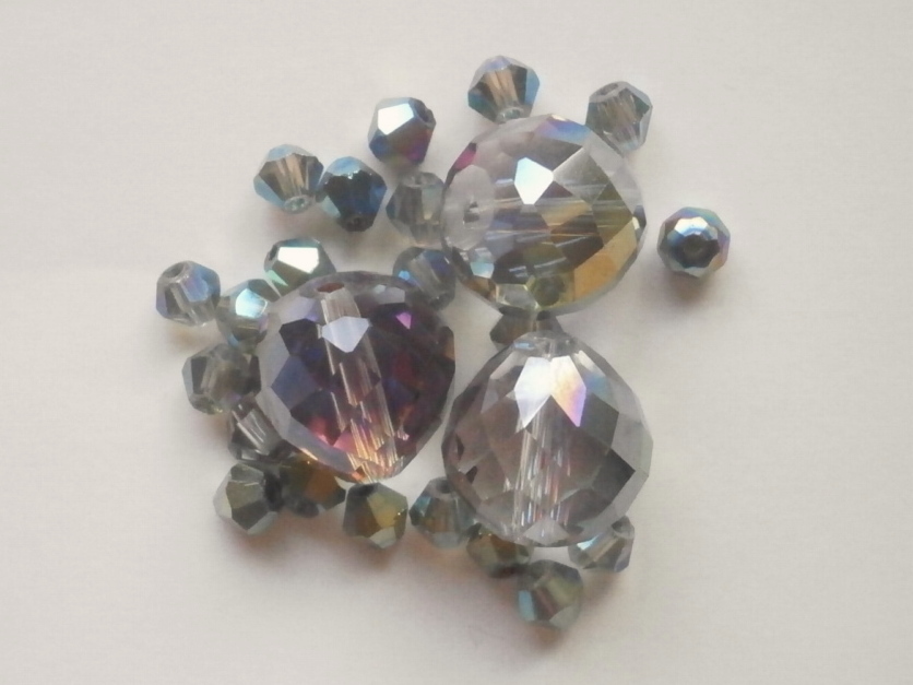 ガラスビーズ★多面カット★モスグリーン系★③拍卖