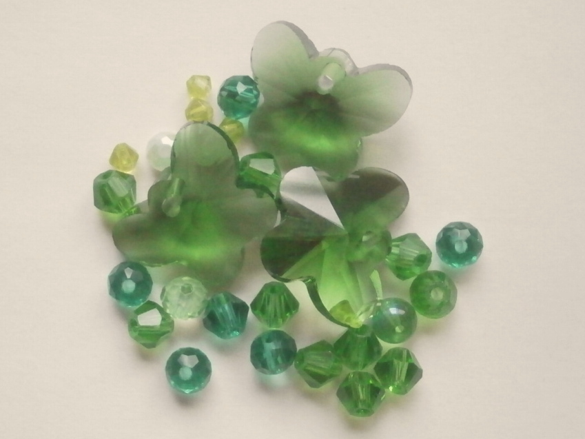 ガラスビーズ★蝶々★1つ穴★グリーン系★d拍卖