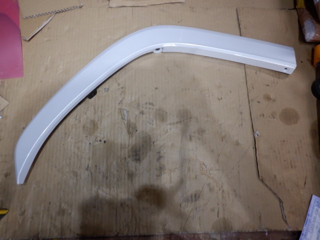 ランドクルーザー ランクル 300系 純正 右 リア オーバーフェンダー (5) 43408/H拍卖