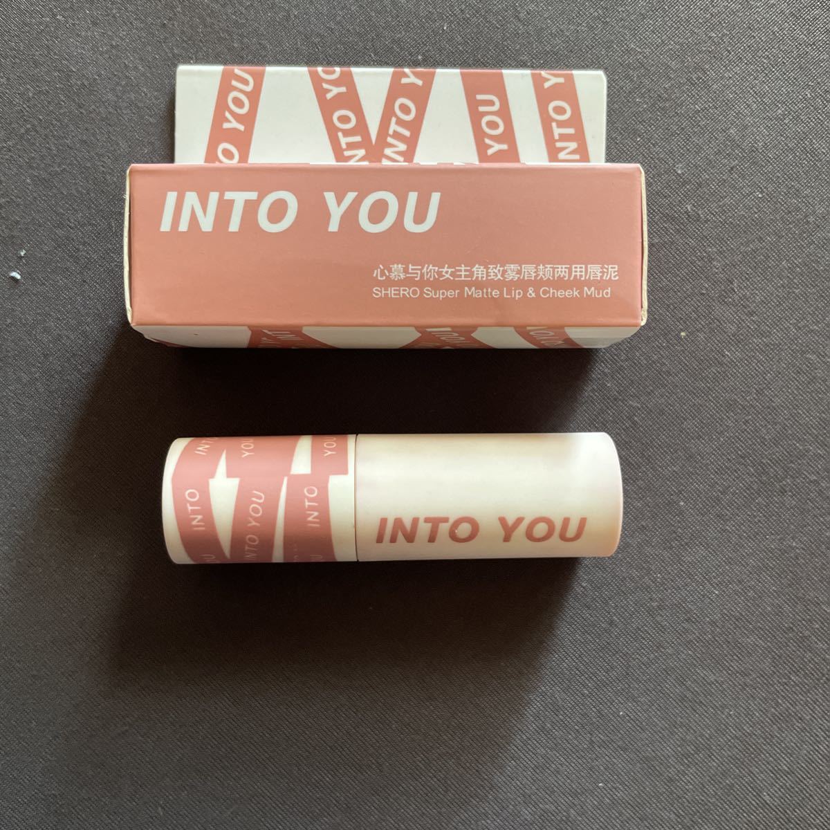 送料無料 INTO YOU リップ EM10拍卖