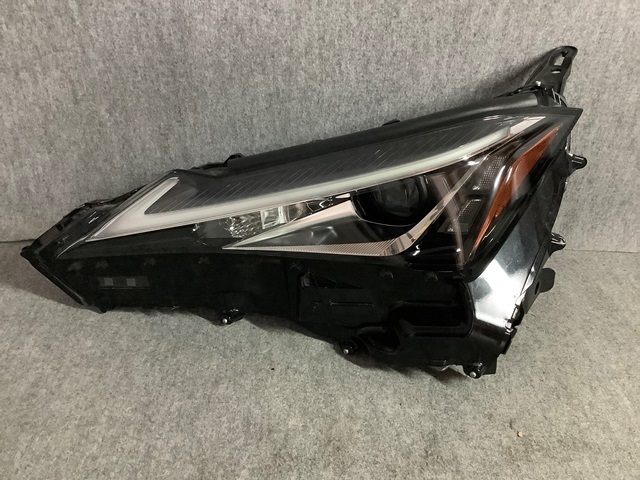 4233-V2 レクサス UX 250h MZAA10 MZAH10 ヘッドライト LED 左 ☆拍卖