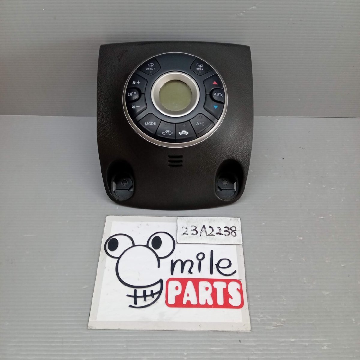 Z12 キューブ 純正 エアコンスイッチ 1D1-22-8/23A2238*同梱不可拍卖