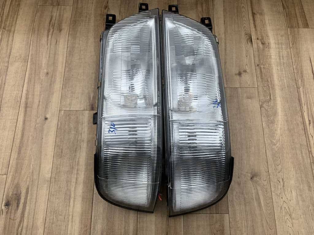 310 状態良 ローレル C34/GC34/GNC34/HC34/SC34 ヘッドライト左右 /ランプ ハロゲン KOITO 100-66226 日産拍卖