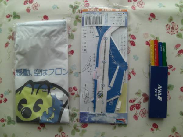 ★ANA 全日空 フライングモデル ボーイング777 色鉛筆 ビニール巾着 グッズ拍卖