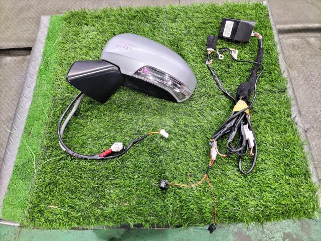 ラクティス DBA-NCP120 左サイドミラー G 1F7 87940-52B50拍卖