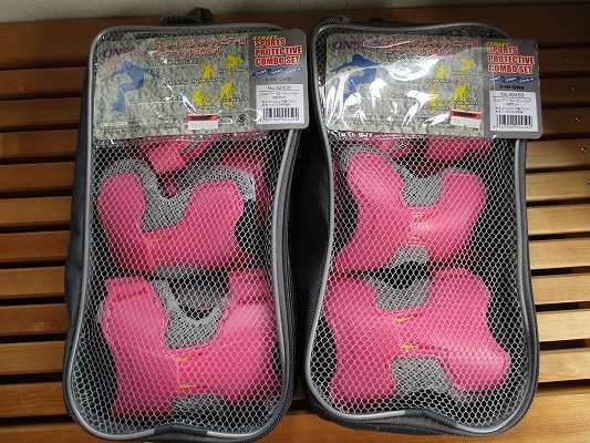 【2個セット】サポーター キッズ用「ストリートスポーツ ジュニア ローラーパッド3点セット/スケボー 自転車ローラースケート 手首ガード拍卖