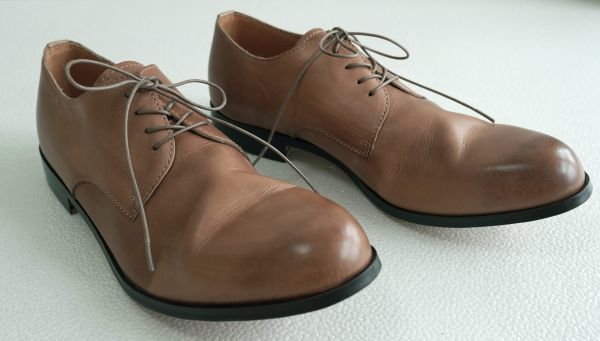 ▼送料無料▼新品▼30800円▼日本製▼パドローネ PADRONE▼革靴▼サイズ43(26.5㎝~27㎝)▼レザーシューズローファー紐靴▼ベージュ拍卖