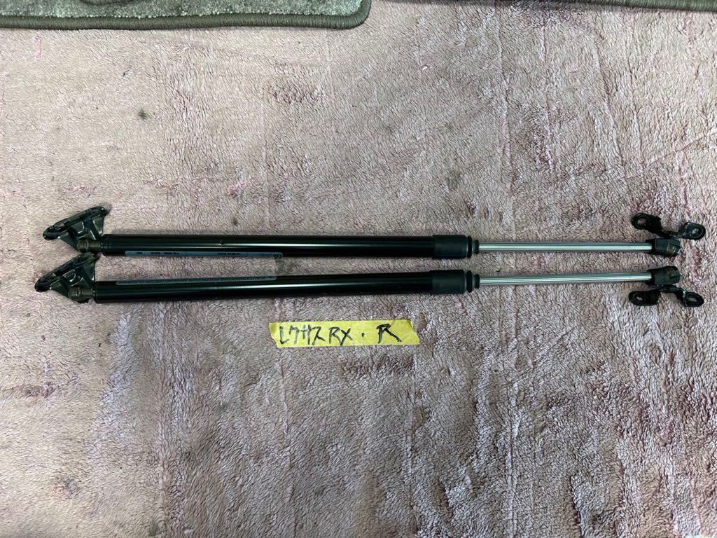 レクサスRX15.16系450h前期 純正リアダンパー左右セット拍卖