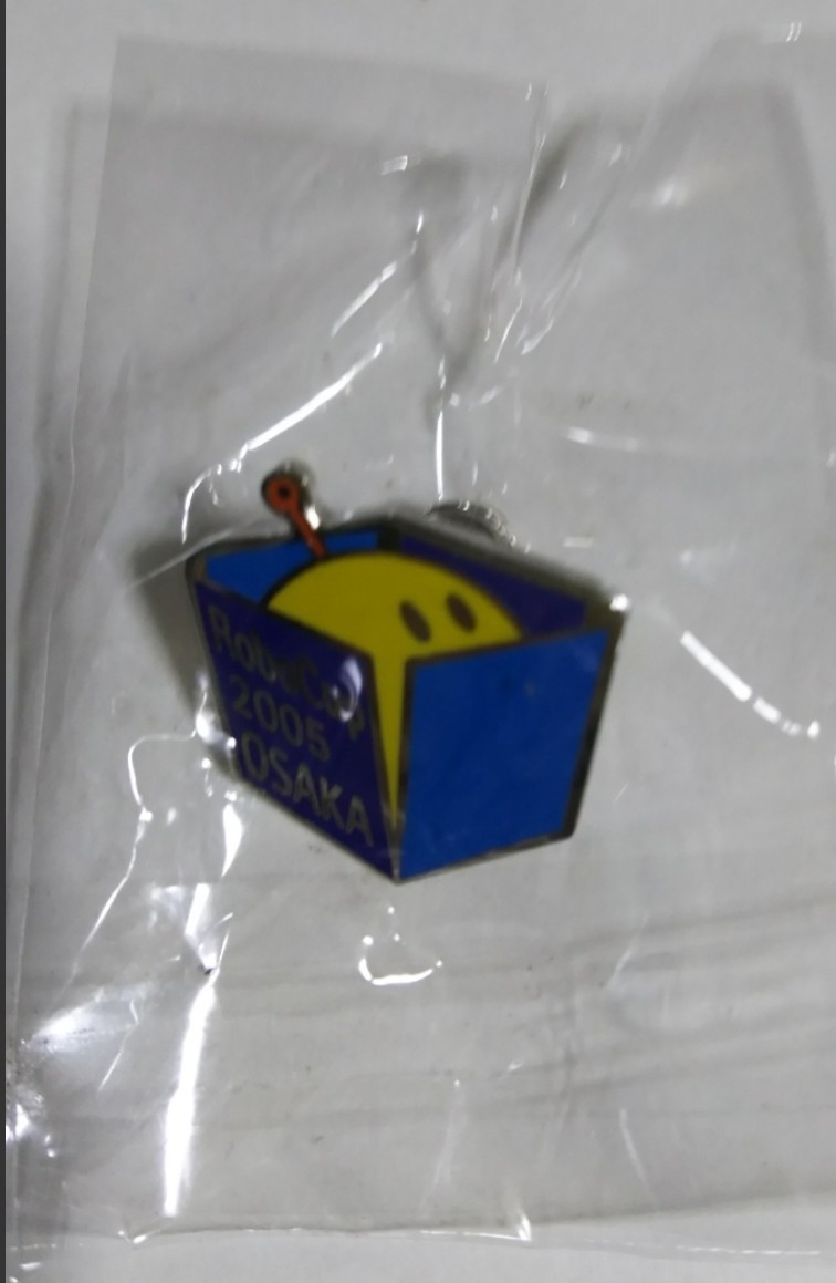 2個セット RoboCup 2005 OSAKA designed by Yoshimaru T ロボカップ ピンバッジ拍卖
