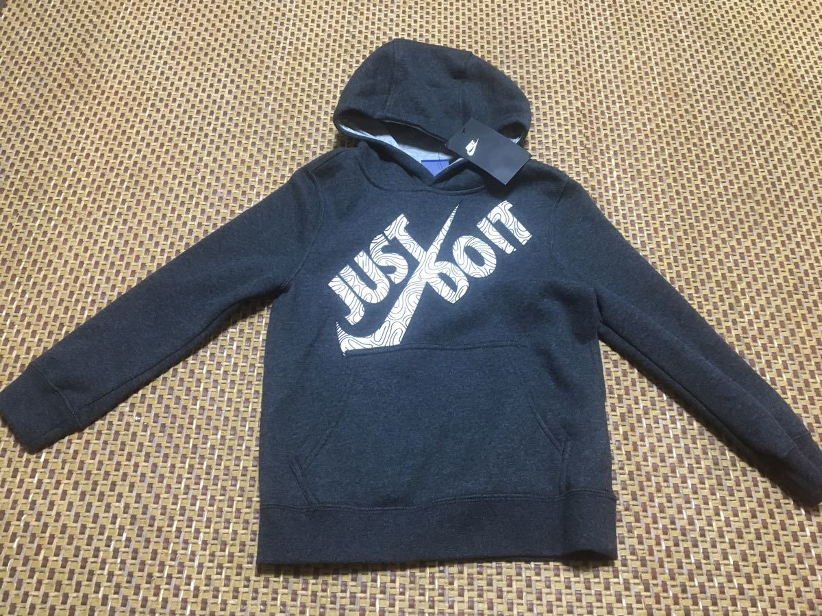 値下げ 新品未使用 NIKE ナイキ パーカー 130 キッズ 子ども拍卖