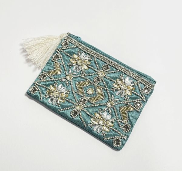 新品 ポーチ ビーズ 刺繍 フラットポーチ スクエア マチなし 小さめ 小物入れ かわいい おしゃれ TQ拍卖