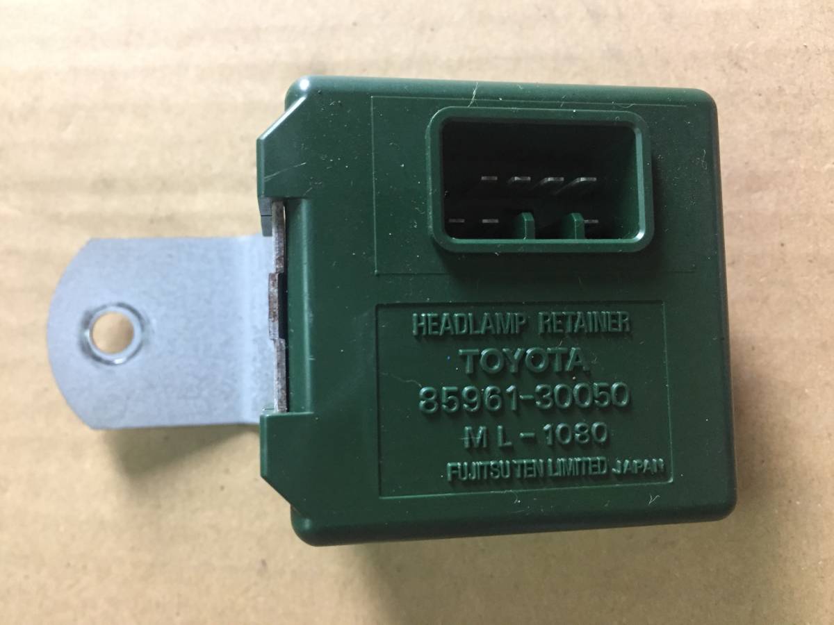 L1-251N ランクル ヘッドランプ リテーナ リレー コンピューター ECU ランドクルーザー 80 FZJ80G 1FZ-FE 85961-30050拍卖