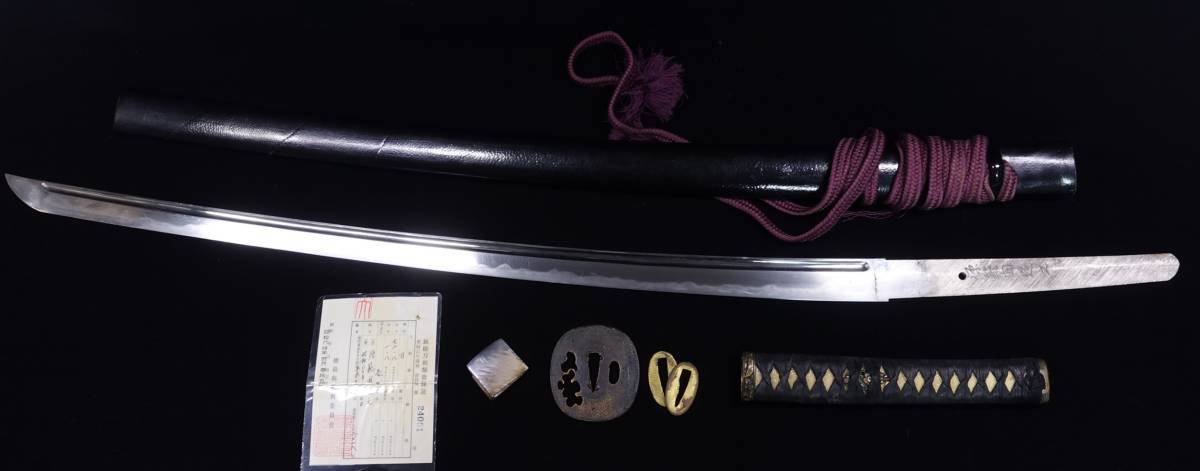 日本刀 現代刀 居合・抜刀 拵え付き 「銘:源範国造之 」 柄糸牛革(牛ヌバック)巻 72.8㎝拍卖