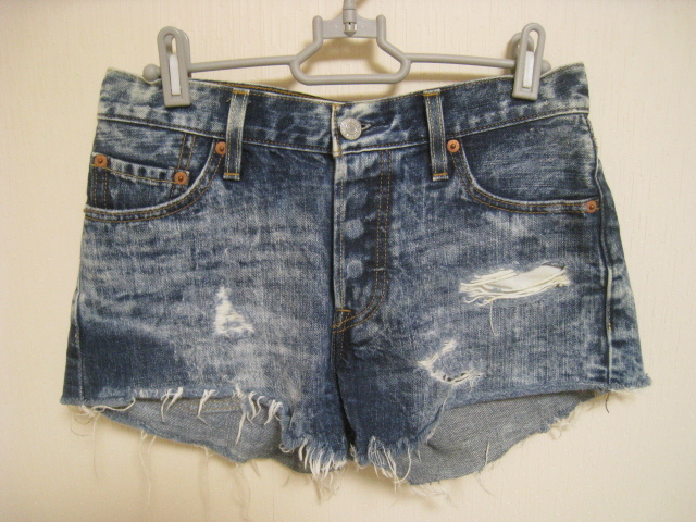 Levi's LEVI STRAUSS&CO. 501 リーバイス ショートパンツ デニム ダメージ加工 インディゴブルー 青 サイズW25拍卖