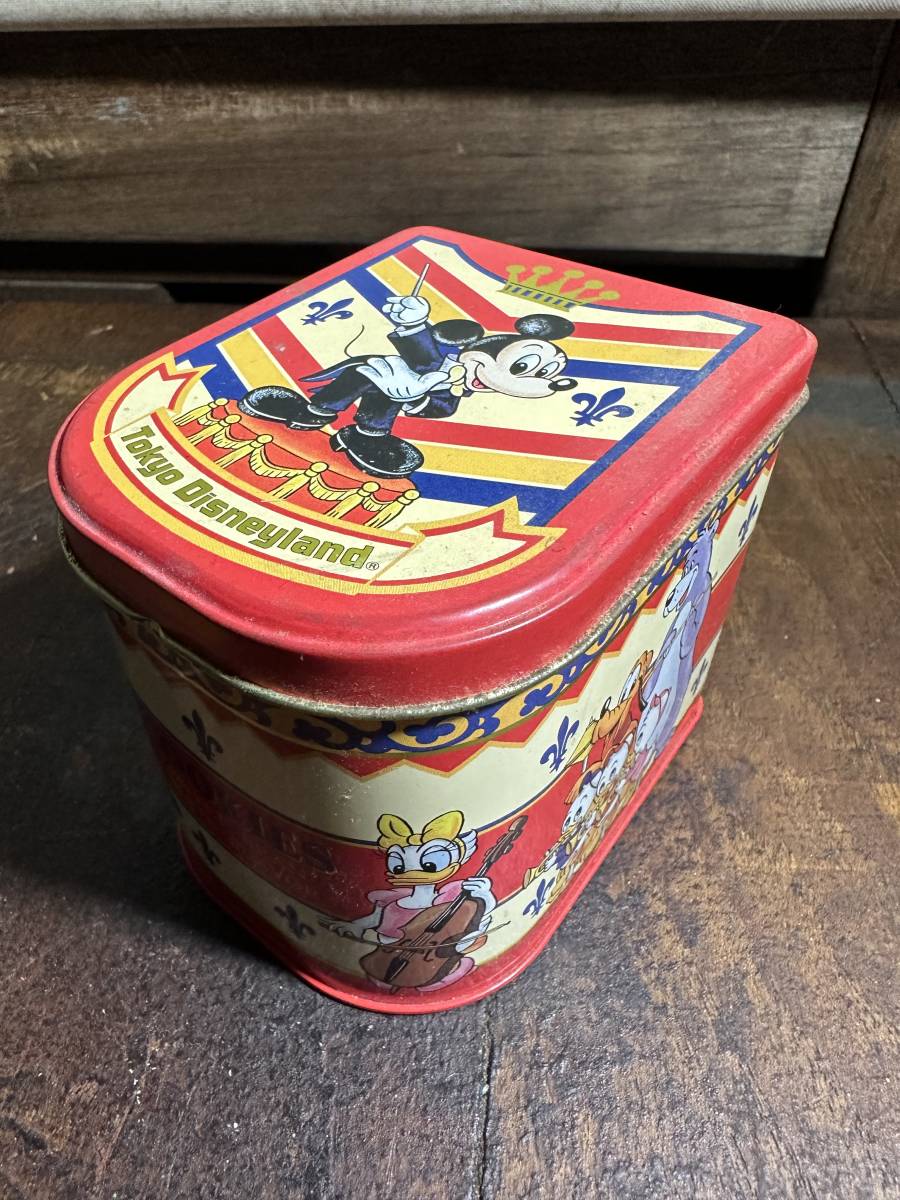 ★コレクター必見!! 東京ディズニーランド ビンテージ クッキー缶 ブリキ レトロ 雑貨 コレクション 小物入れ お洒落 オブジェ W070508拍卖
