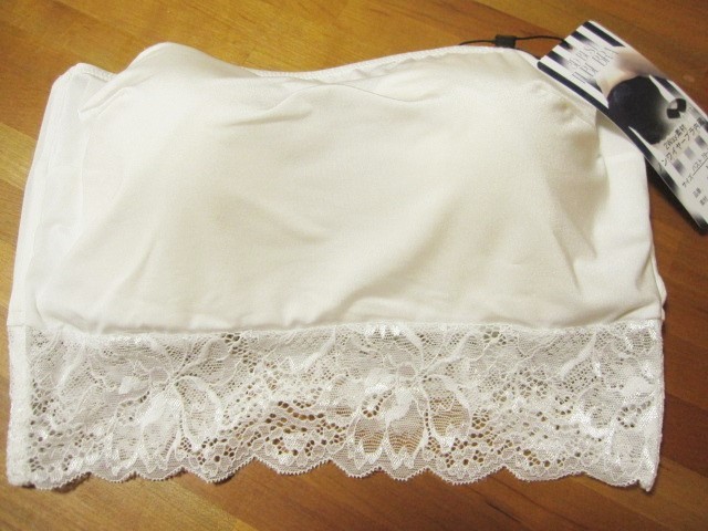 *送料無料*新品*M*ホワイト*2Way素材ノンワイヤーブラ内蔵*チューブトップ*ブラ*バックホック付き*拍卖