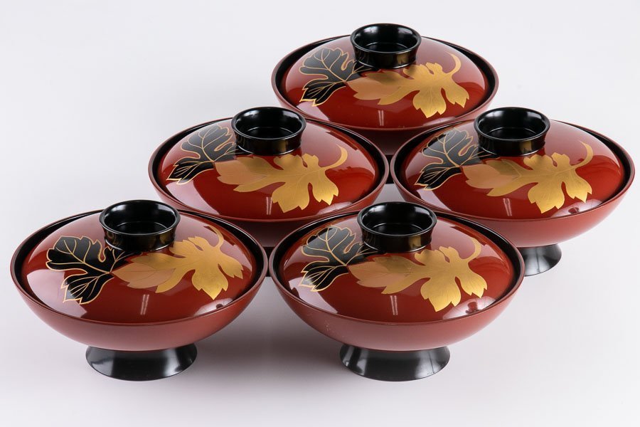 【漆芸】『 朱塗 葉蒔絵煮物椀 5客 15275 』 料亭 日本料理 懐石 会席 和食器 漆塗 漆器 うるし 吸物碗 汁物椀拍卖