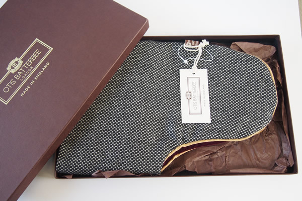 送料無料★新品|未使用|オーティス・バタビー|Otis Batterbee|英国製トラベルピロー拍卖