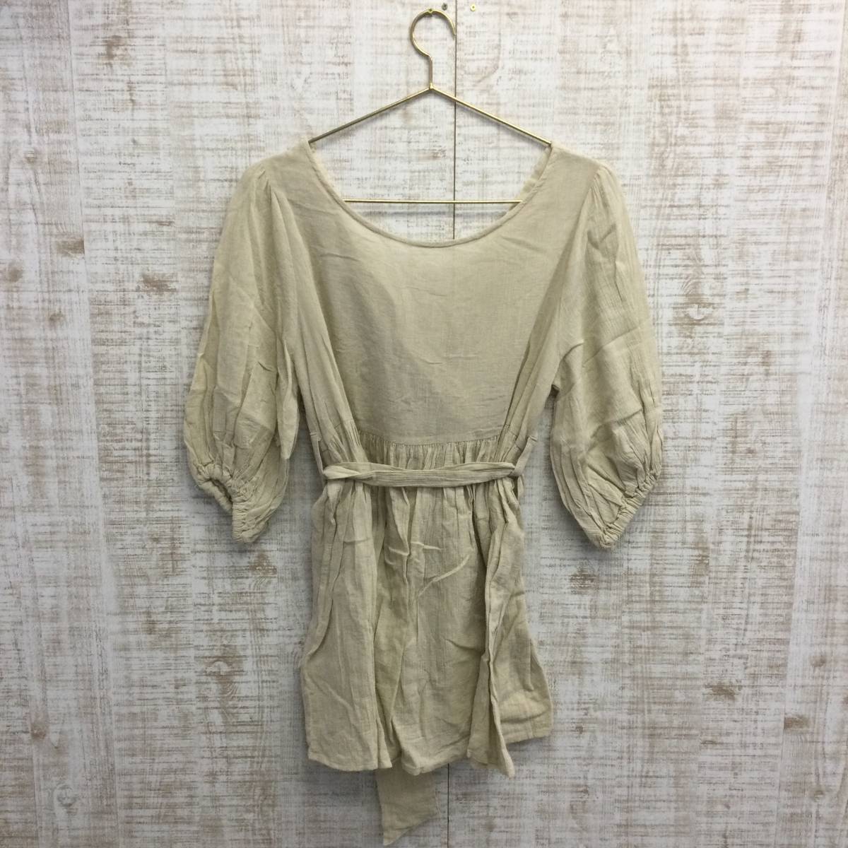 M48☆who's who Chico / フーズフーチコ 半袖チュニック Fサイズ ベージュ 綿100% レディース 古着拍卖