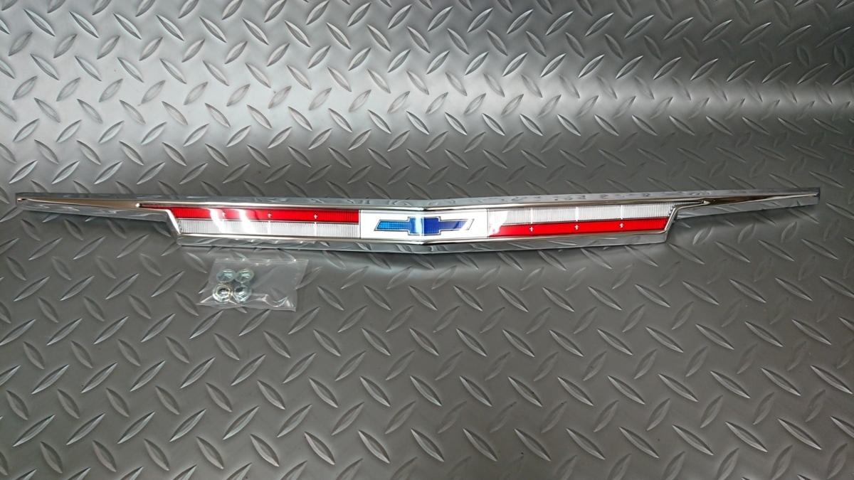 63 インパラ フードエンブレム 新品 シボレー ローライダー ハイドロ 1963 ボンネットエンブレム拍卖