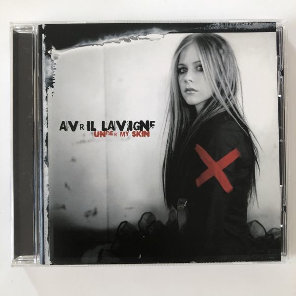B16843 CD(中古)アンダー・マイ・スキン アヴリル・ラヴィーン拍卖