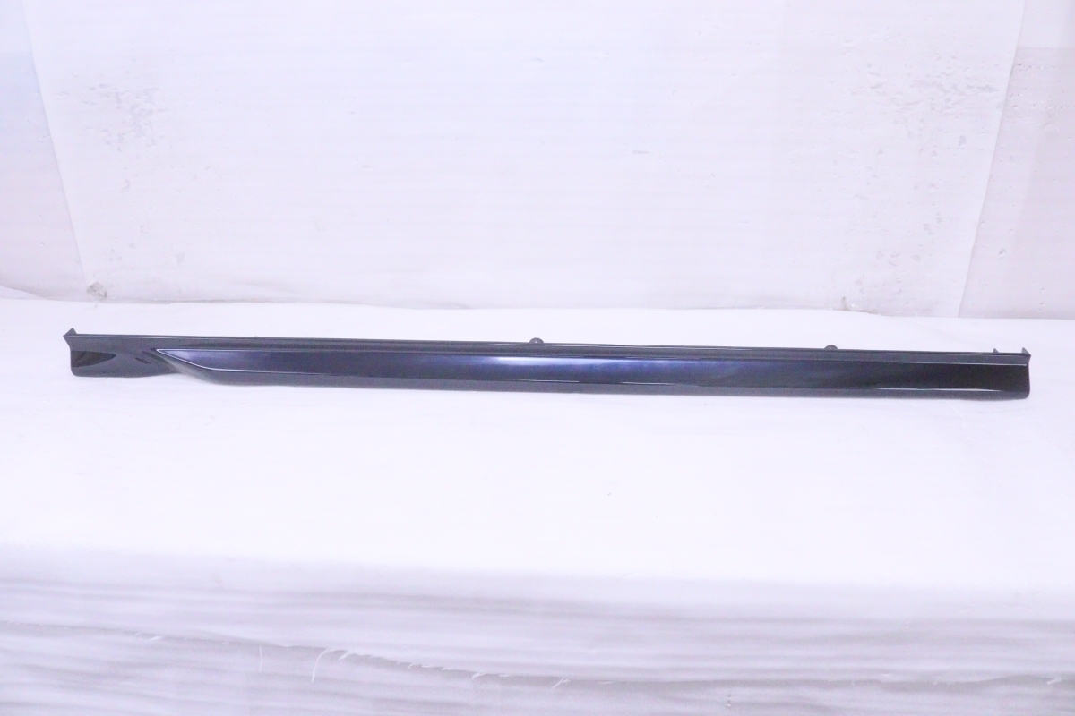 36-2318★未使用品 無限★前期 GR1 フィット eHEV 右サイドステップ★70219-XNN-K1S0 ミッドナイトブルー B610M 純正★ホンダ (KK)拍卖