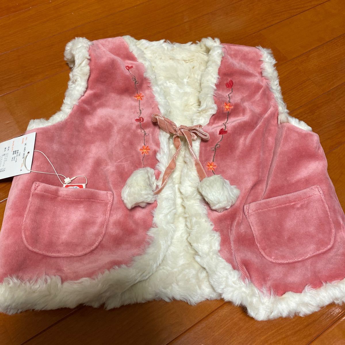 新品タグ付 ティンカーベル サイズ130 税込6615円 うさこ うさちゃん ベスト ボアベスト KP拍卖