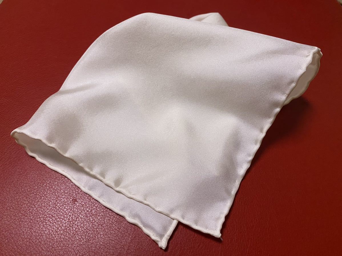 ポケットチーフ ホワイト〜オフホワイト ストラスブルゴ 送料はレターパックライト430円拍卖