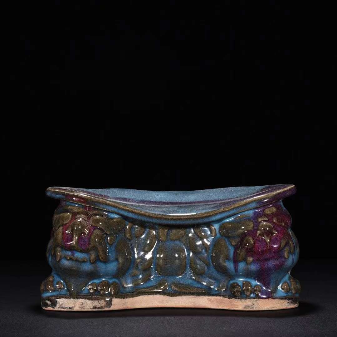 宋時代 鈞窯 紫紅釉 獅子枕 唐物 中国美術 工芸品 高さ11cm 直径24cm【HB478】拍卖