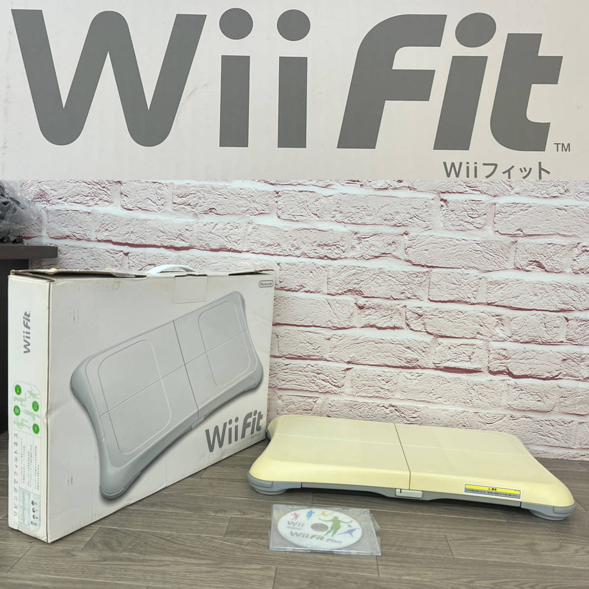 ★☆【NO.P-124-R】 通電のみ確認☆任天堂☆WiiFit(本体)☆WiiFitPlus(ソフト)☆フィットネス☆バランスボード☆RVL-021☆★拍卖