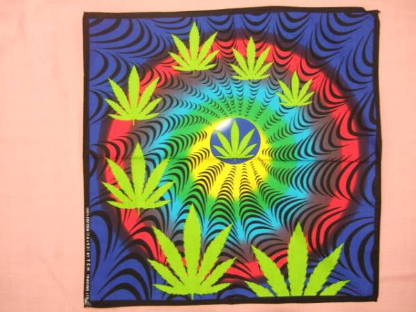 横浜最新 マリファナ波紋柄♪魅惑のバンダナ 同梱4枚まで送料180円ξ☆Bξ ξ57 拍卖