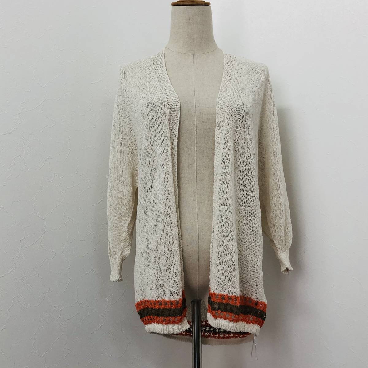 a02255 タグ付 NOLLEY'S light ノーリーズ カーディガン ニット 無縫製 長袖 薄手 38 アイボリー レディース シンプルデイリーカジュアル拍卖