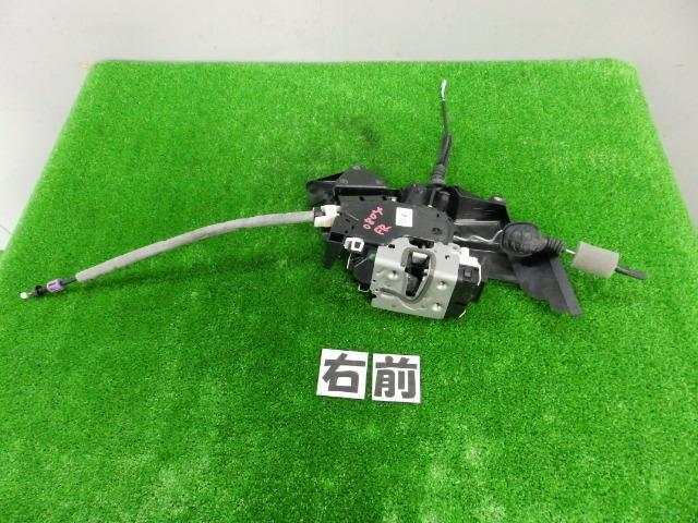 ベンツ Cクラス DBA-204047 右フロントドアロック 271 775 0006044977 140804拍卖
