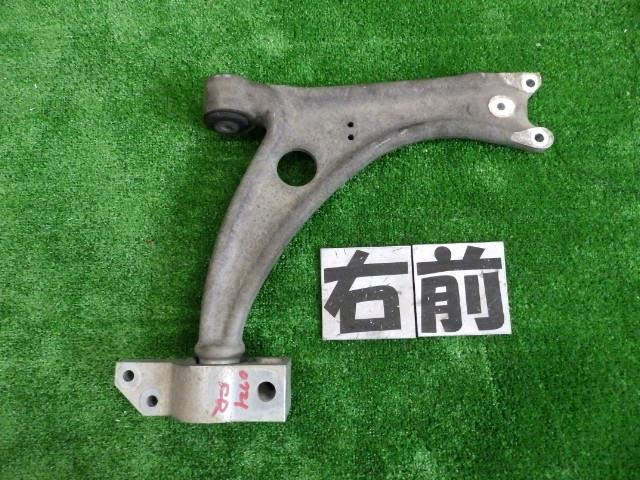 アウディ TTクーペ ABA-8JBWA 右フロントロアアーム BWA LX7W 8J0199231 8J0153D 230721拍卖