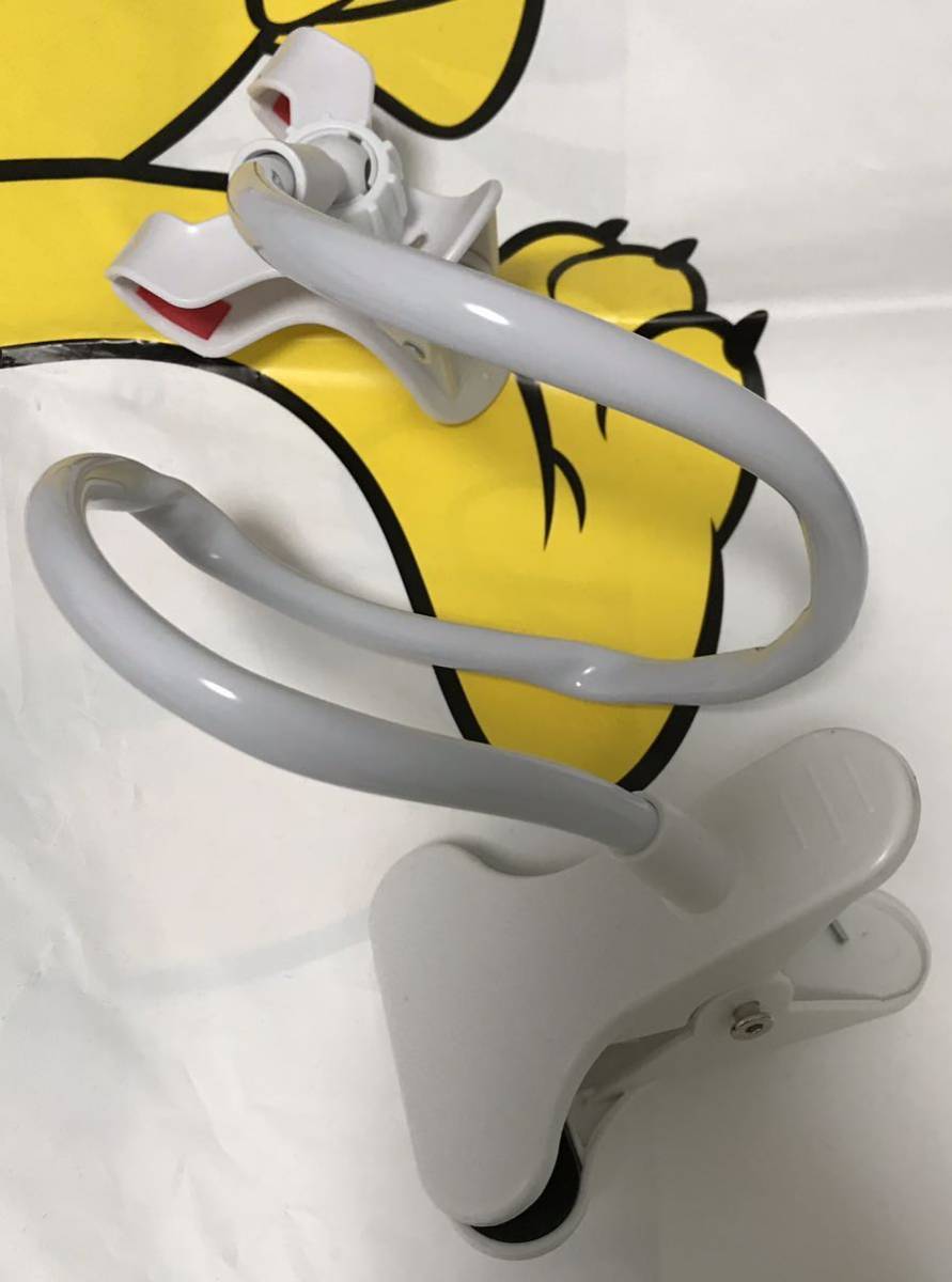 美品 スマホスタンド フレキシブルアーム 白 ホワイト 自由自在 変形 スマートホンスタンド スマートフォンスタンド 固定 クリップ式拍卖