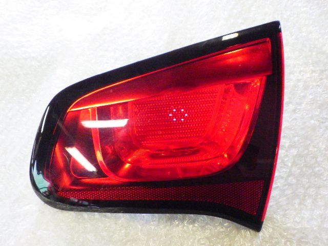 ★シトロエン C3 エクスクルーシブ A55F01 A5 2012年★右 フィニッシャーランプ テールランプ 9685225480 純正 中古拍卖