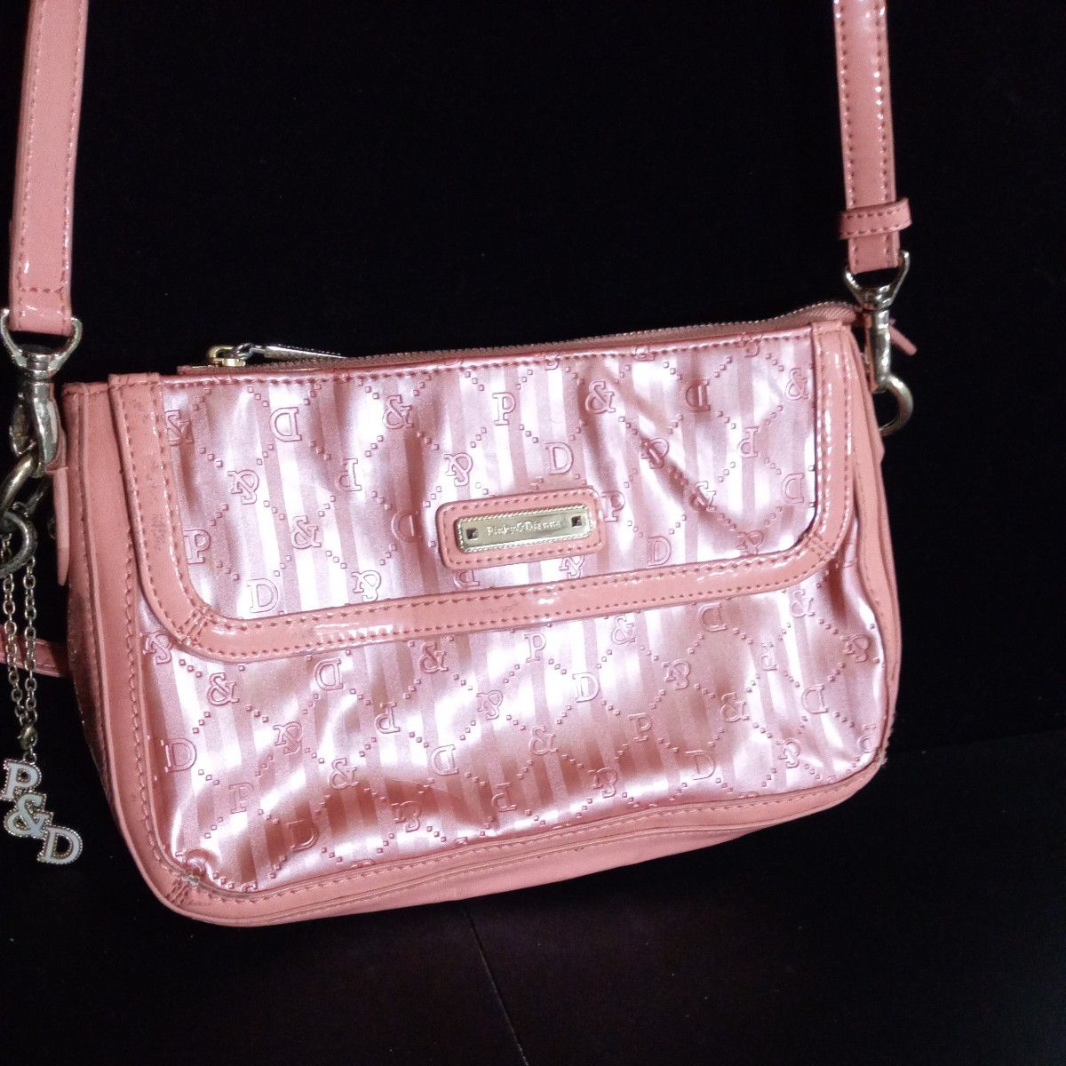 HYB24/驚愕の1000円完全売り切り!!/ピンキー&ダイアン/エナメル/ピンク/ 斜め掛けショルダーバッグ 洗練されたデザイン/実用性抜群!!2way拍卖