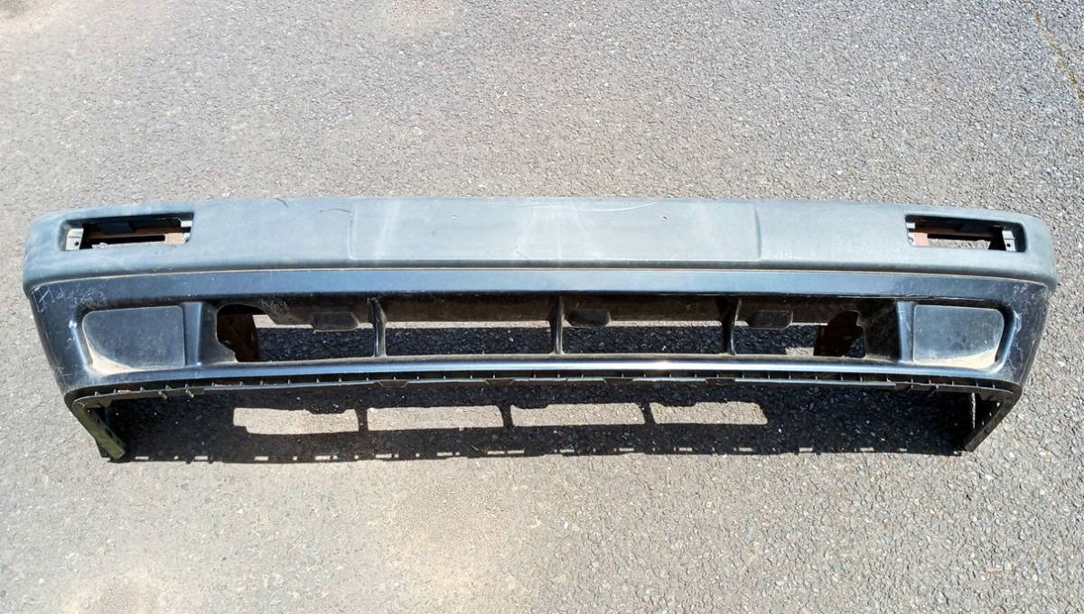 ■ワーゲン ゴルフ2 フロントバンパー 中古 GLi 19RV 191807217 191807217G 165807105B 部品取あり ホースメント ステー ブラケット ■拍卖