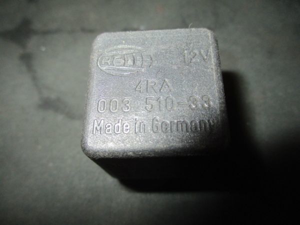 ■デイムラー ダブルシックス 2ドア クーペ リレー 中古 003510-33 DBC2484 シリーズ2 部品取あり インジェクション ジャガー XJ12C ■拍卖