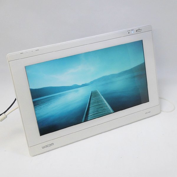 ☆ 即決 WACOM 15.6型ワイド液晶ペンタブレット DTU-1631E/L拍卖