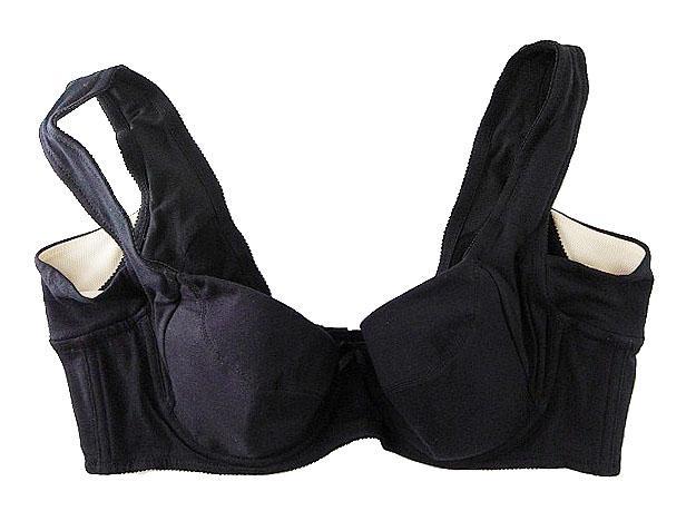 SI5125-15◇ 新品 未使用 下着 ブラジャー 肩ひも太め 脇高 谷間リボン付 アウターに響きにくい B95サイズ ブラック 黒 送料 350円拍卖