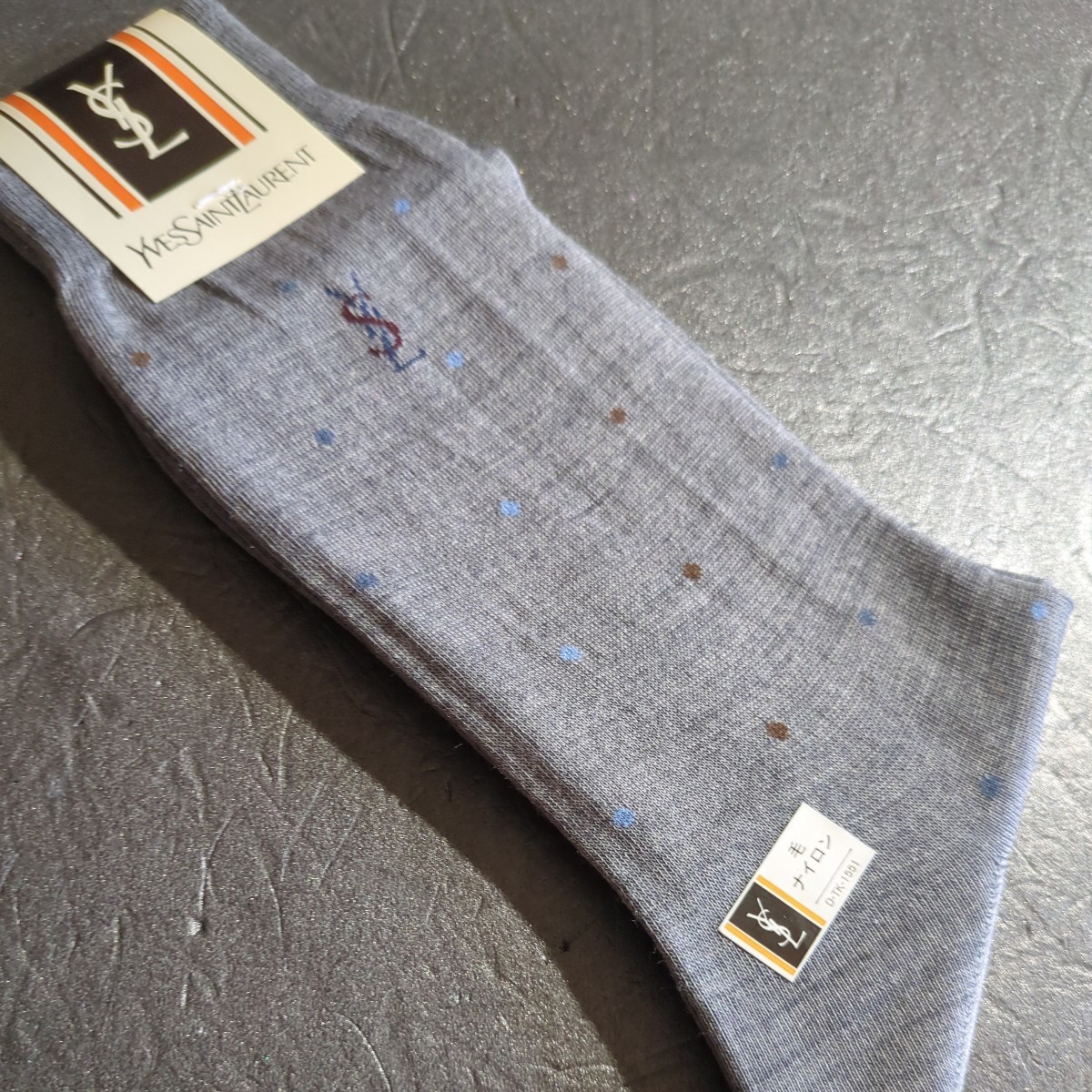 YSL イヴ・サンローラン メンズソックス 25cm 紳士靴下 ドット 水玉 グレー / ナイガイ拍卖