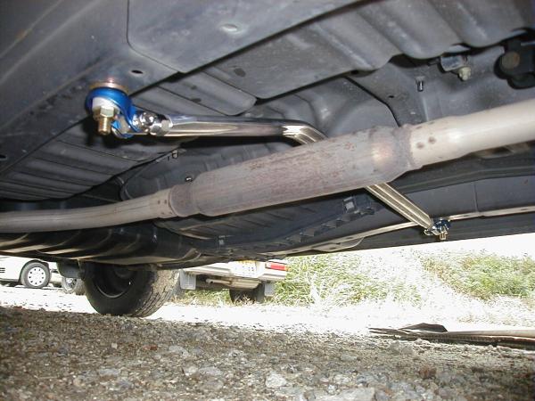 ミラ、ジーノ(L700系)センターモノコックバー DA0100-MOM-00(新品箱入り、税込み)拍卖