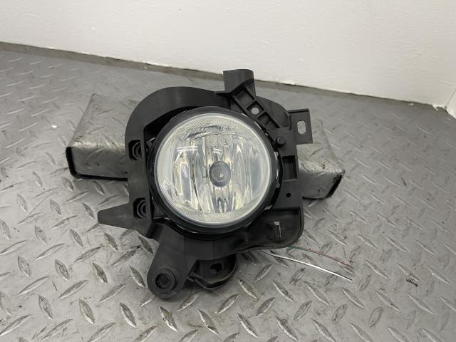 レクサス IS GSE20 左 フォグ ランプ 81220-0W040拍卖