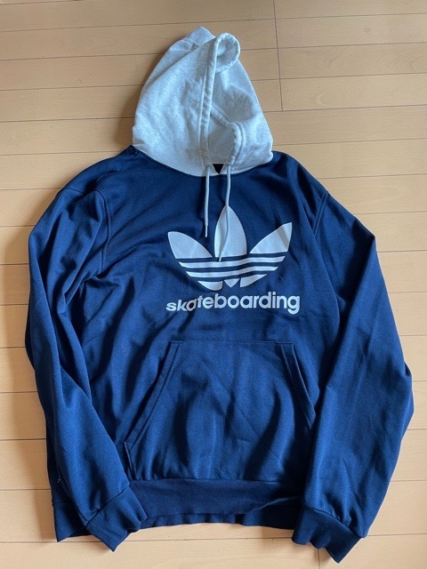 アディダス adidas skateboarding スケボー スケートボーディング 長袖 スウェット パーカー メンズ ネイビー拍卖
