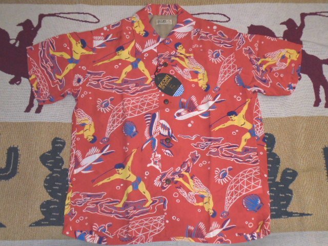23 東洋 サンサーフ SS39134 165 レッド M 半袖 ケオニ アロハシャツ SUN SURF WAIKIKI REEF拍卖
