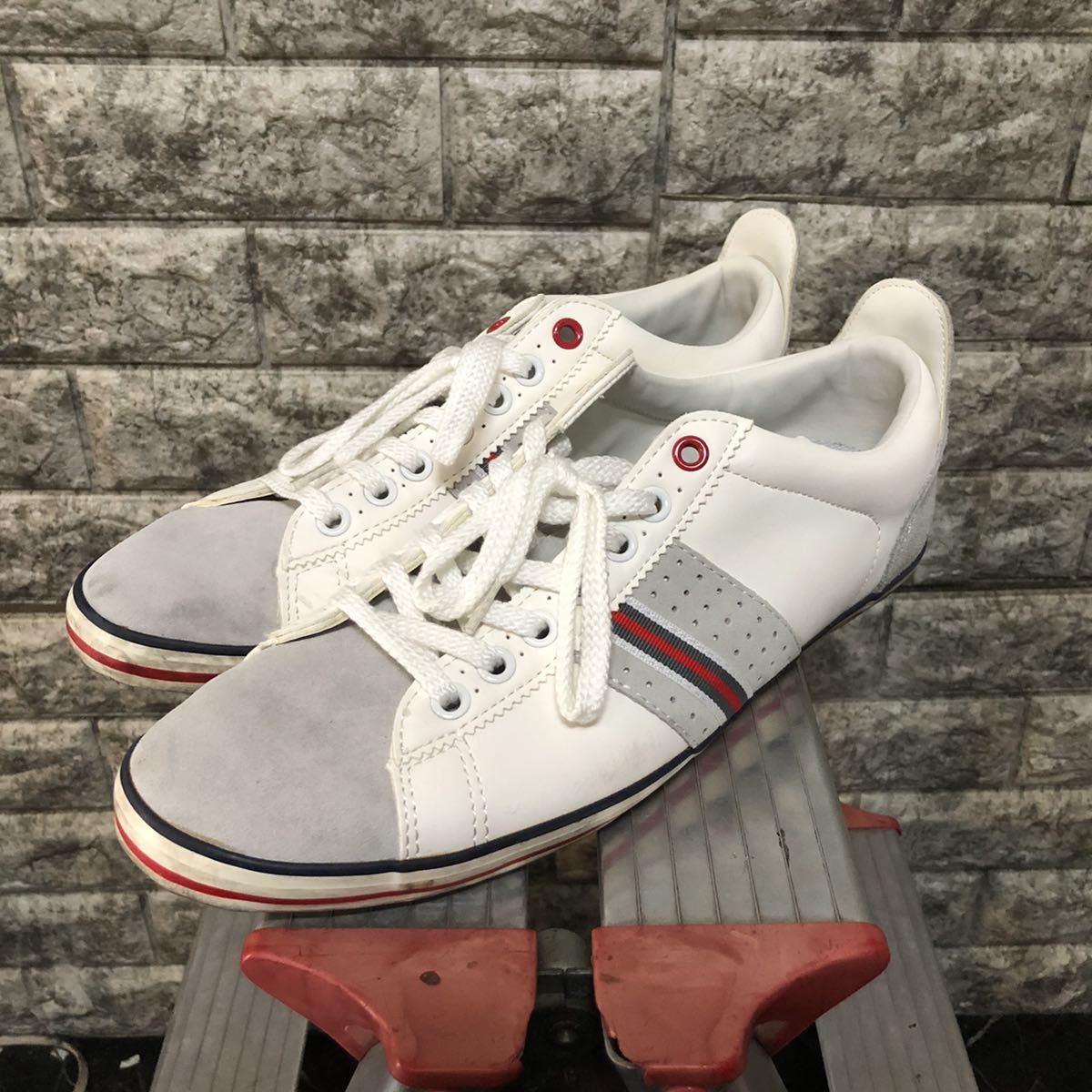 箱付き TRU TRUSSARDI トラサルディ スニーカー 靴 キックス シューズ サンバ レザーシューズ adidas DIESEL スニーカー NIKE 26.0cm拍卖